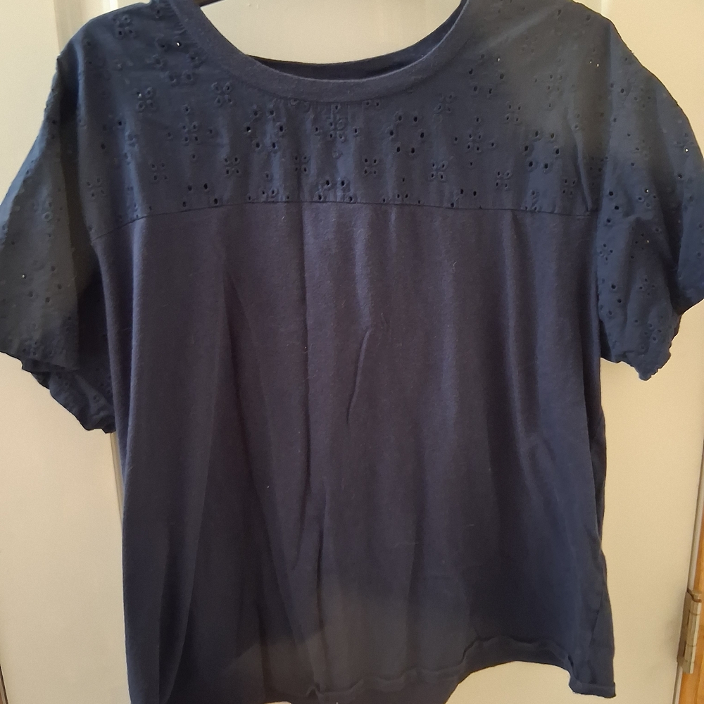 Time and Tru Blue Relaxed Short Sleeve Blouse